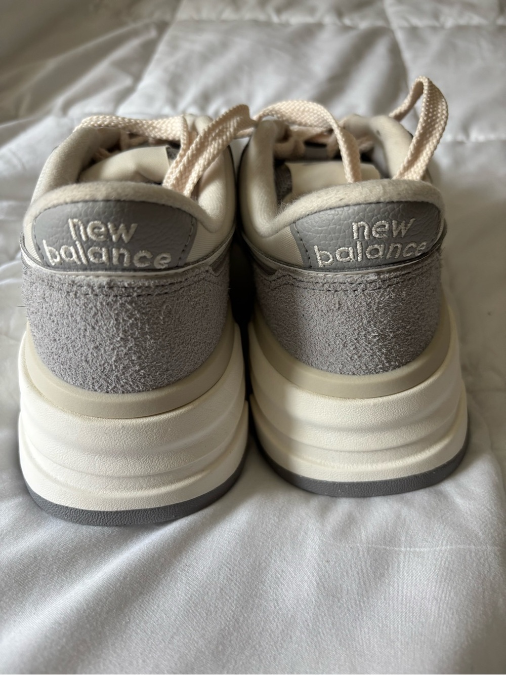 New Balance 997R Concrete/Linen Retro Runner Sneakers - Picture 4 of 7